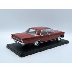 1:24 Масштабная модель FORD Galaxie 500 (1965), dark red