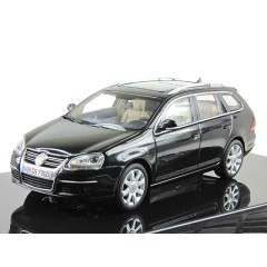 1:43 Масштабная модель Volkswagen Golf V Variant black metallic