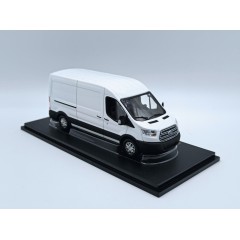 1:43 Масштабная модель FORD Transit Jumbo 2014 Oxford White