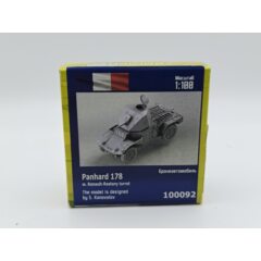1:100 Сборная модель Французский бронеавтомобиль Panhard 178 с башней Renault-Restany
