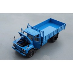 1:43 Масштабная модель DONGFENG EQ140, blue