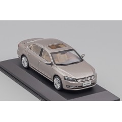 1:43 Масштабная модель VOLKSWAGEN Passat NMS (2011), titanium gray metallic