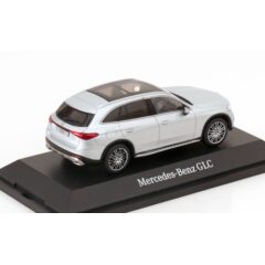 1:43 Масштабная модель MERCEDES-BENZ GLC (X254) 2022 Silver