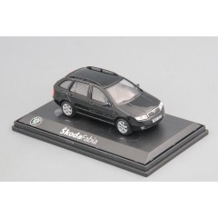 1:43 Масштабная модель Skoda Fabia Combi 2000 Green Nature Metallic