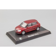 1:43 Масштабная модель Skoda Fabia II (2006) Red Flamenco Metallic