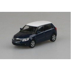 1:43 Масштабная модель Skoda Fabia II (2006) Storm Blue Metallic