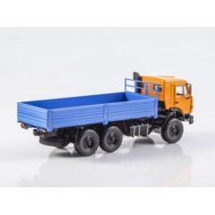 1:43 Масштабная модель КАМАЗ-43118 бортовой
