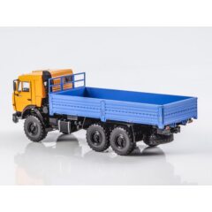 1:43 Масштабная модель КАМАЗ-43118 бортовой