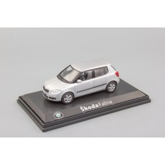 1:43 Масштабная модель Skoda Fabia II 2007 Silver Brilliant Metallic
