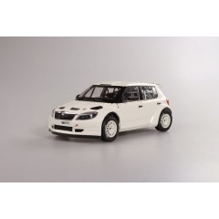 1:18 Масштабная модель Skoda Fabia II FL S2000 (2010)  - White - Gravel Wheels
