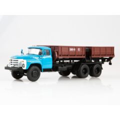 1:43 Масштабная модель Загрузчик машин для внесения минеральных удобрений ЗМУ-8 (133ГЯ)