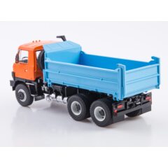 1:43 Масштабная модель Tatra-815S3 самосвал