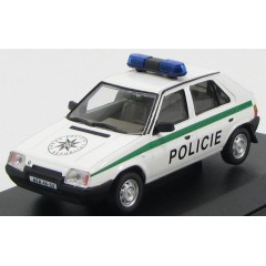 1:43 Масштабная модель Skoda Favorit 136L Policie Ceske Republiky 1987 White/Green Stripe