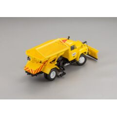 1:43 Масштабная модель Пескоразбрасыватель «ПР-130» Свердловск Аэропорт «Кольцово» 1980-е гг.