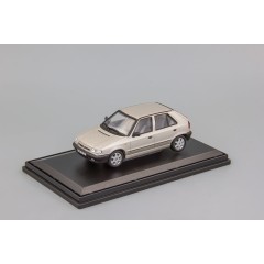 1:43 Масштабная модель Skoda Felicia (1994)  - Champagne Metallic