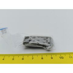 1:100 Сборная модель Французский бронетранспортёр Renault UE