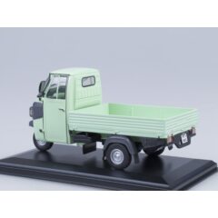 1:32 Масштабная модель Classic, 2006 (green)