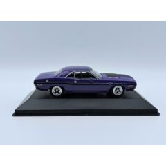 1:43 Масштабная модель DODGE Challenger R T 440 (1970), purple black