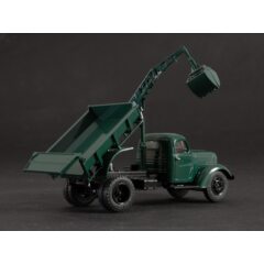 1:43 Масштабная модель ЗИЛ-ММЗ-585Л с функциональным гидрокраном ЛЗАП-40