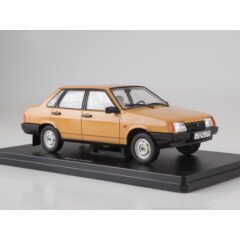 1:24 Легендарные Советские Автомобили №55 – Волжский-21099