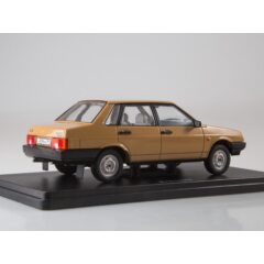 1:24 Легендарные Советские Автомобили №55 – Волжский-21099