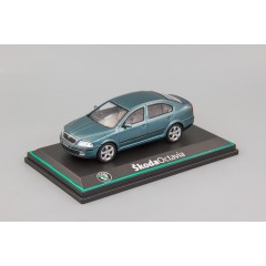1:43 Масштабная модель Skoda Octavia II (2004) Green Island Metallic