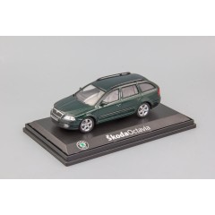 1:43 Масштабная модель Skoda Octavia II Combi (2004) Green Natur Metallic