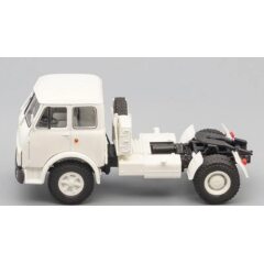 1:43 Масштабная модель МАЗ 5429 седельный тягач, белый