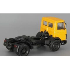 1:43 Масштабная модель МАЗ 5433 седельный тягач (1987-1993), оранжевый