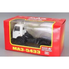 1:43 Масштабная модель МАЗ 5433 седельный тягач (1991-1997), белый