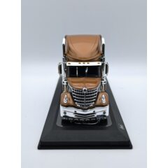 1:43 Масштабная модель INTERNATIONAL Lonestar (2010), Brown Metallic/Black