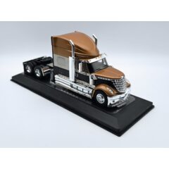 1:43 Масштабная модель INTERNATIONAL Lonestar (2010), Brown Metallic/Black