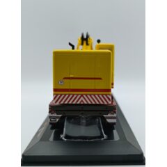 1:43 Масштабная модель TATRA 111 D-030 A (1958), Red/Yellow