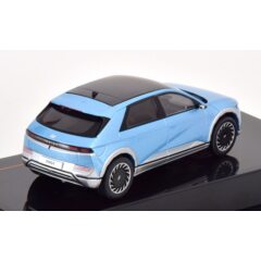 1:43 Масштабная модель HYUNDAI Ioniq 5 2022 Light Blue Metallic