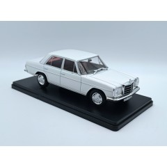 1:24 Масштабная модель MERCEDES-BENZ 220d (w115) (1968), white