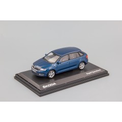 1:43 Масштабная модель Skoda Rapid Spaceback (2013) Lava Blue Metallic