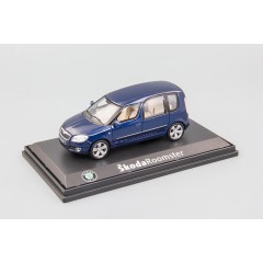 1:43 Масштабная модель Skoda Roomster (2006) Storm Blue Metallic