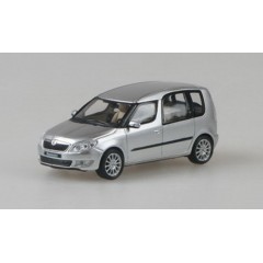 1:43 Масштабная модель Skoda Roomster II (facelift) 2010 Silver Brilliant Metallic