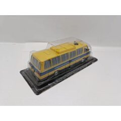 1:43 Автомобиль на службе №13 - ЗИЛ-118КЛ криминалистическая лаборатория