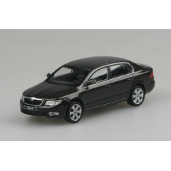 1:43 Масштабная модель Skoda Superb II 2008 Mocca Brown Metallic