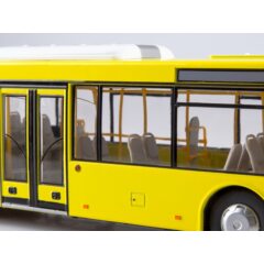 1:43 Масштабная модель Городской автобус МАЗ-203 (жёлтый)