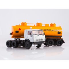 1:43 Масштабная модель КАМАЗ-54112 с полуприцепом НЕФАЗ-96742