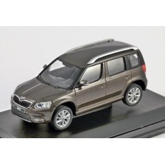1:43 Масштабная модель Skoda Yeti 2015 Matt Brown Metallic