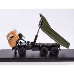 1:43 Масштабная модель КАМАЗ-5511 самосвал
