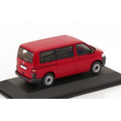 1:43 Масштабная модель VW T5 TDi Transporter 2003 Red