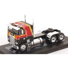 1:43 Масштабная модель седельный тягач FREIGHTLINER FLA 1993 Black/Red/Orange/Yellow