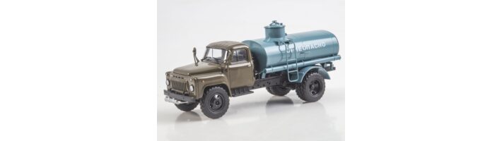 Легендарные грузовики СССР №115 - АЦ-4,2-53А