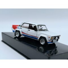 1:43 Масштабная модель Волжский 2105 VFTS (1983), white red blue