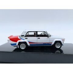 1:43 Масштабная модель Волжский 2105 VFTS (1983), white red blue