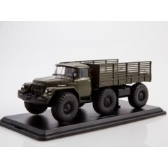 1:43 Масштабная модель ЗИЛ-132 бортовой